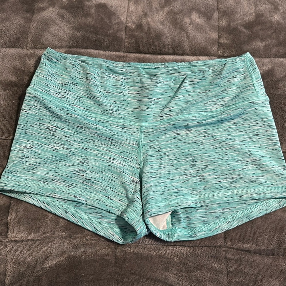 FLEO shorts